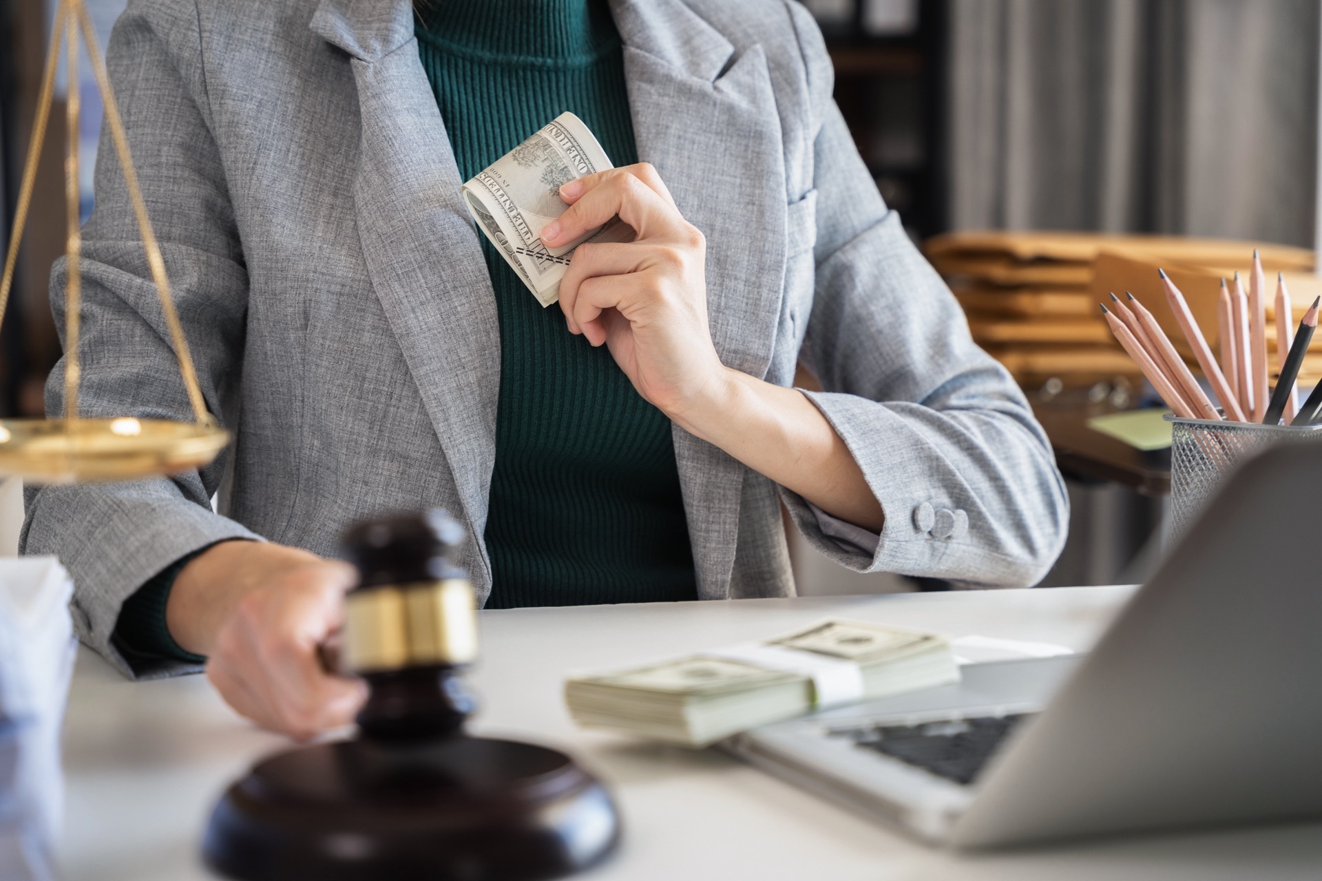 Η προτεινόμενη νέα ρύθμιση για δανειολήπτες δανείων σε ελβετικό φράγκο (CHF)